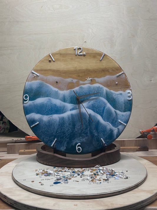 18” Ocean Wave Resin Wall Clock – Handmade Beach Art Decor, Blue & Sand Epoxy Clock with Seashells, Coastal Home Wall Decor